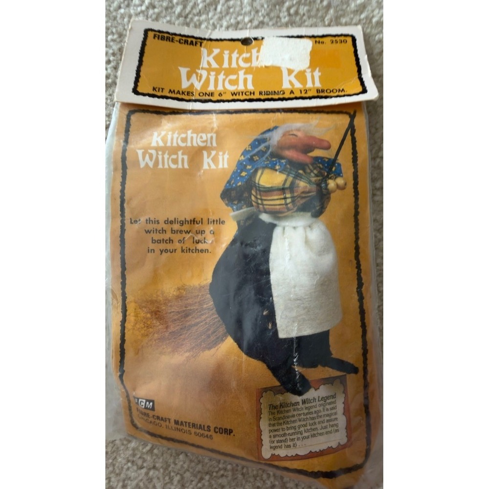 Vintage Fibre Craft Kitchen Witch Kit 2339 Doll Broom DIY Craft NOS Halloween
